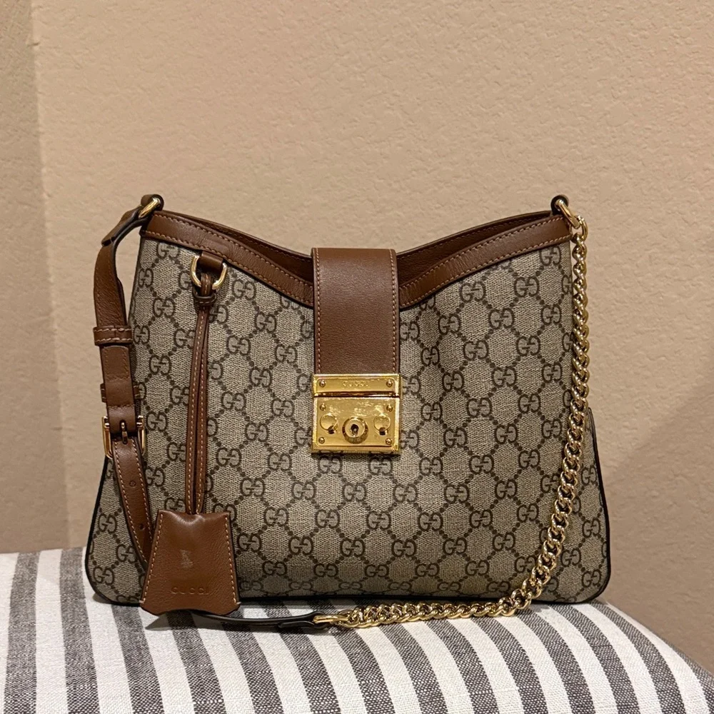 GUCCI Padlock Medium GG Supreme Canvas & Leather Shoulder Bag - Picture 5 of 7